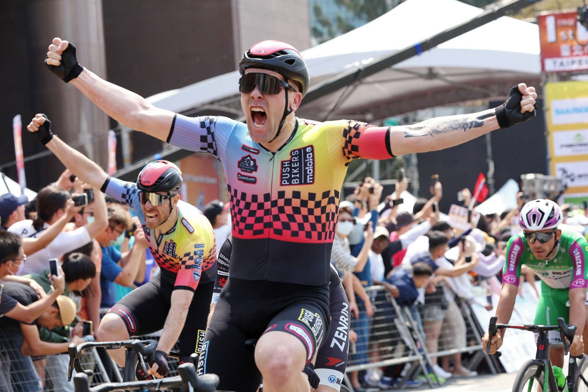 Victory for Roy Eefting in first stage of Tour de Taiwan